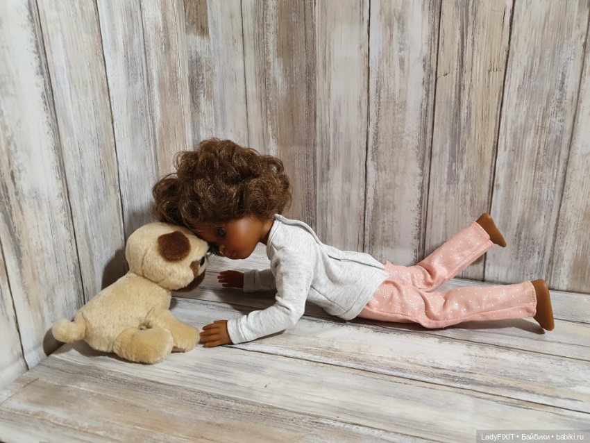 Нора из каталога 2022 — Куклы Paola Reina (Паола Рейна): новинки (фото 7)