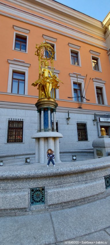 Поэт с Арбата, не любивший говорить о себе. 9 мая День Рождения Булата Окуджавы