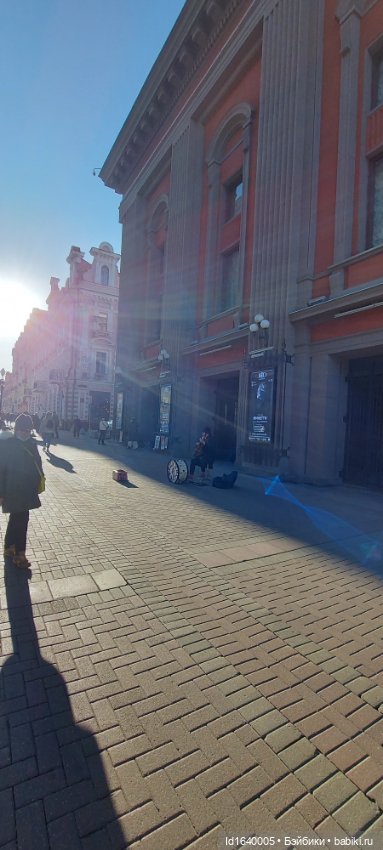 Поэт с Арбата, не любивший говорить о себе. 9 мая День Рождения Булата Окуджавы