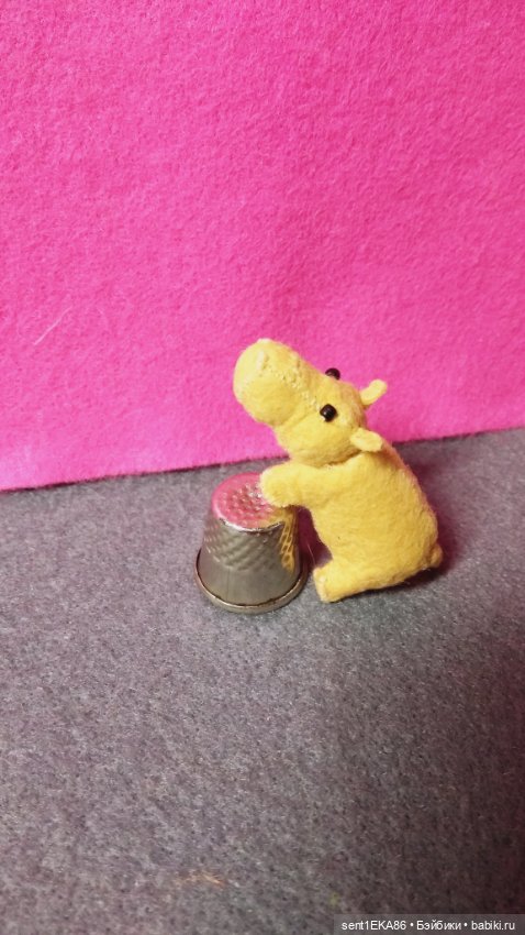 Кроха бегимотик — Авторские игрушки из разных материалов: синельная проволока (фото 8)