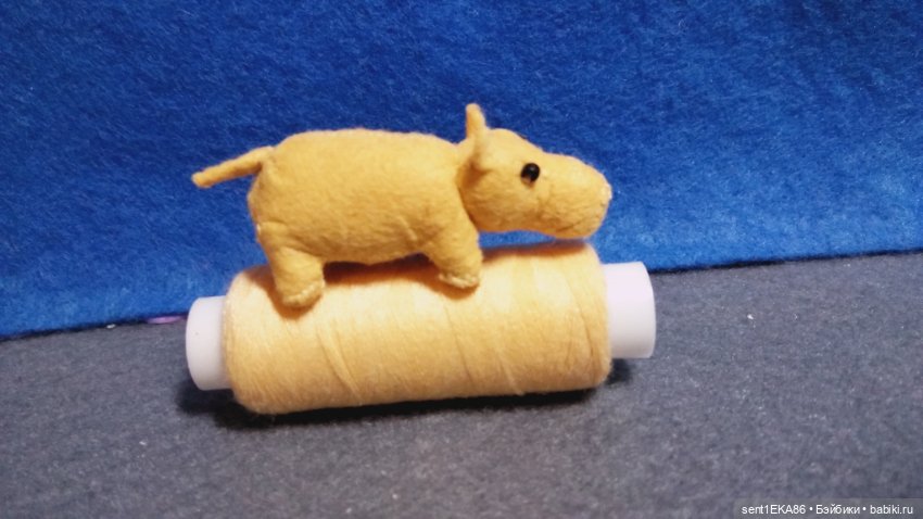 Кроха бегимотик — Авторские игрушки из разных материалов: синельная проволока