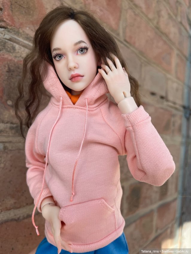 Первая авторская куколка у меня дома