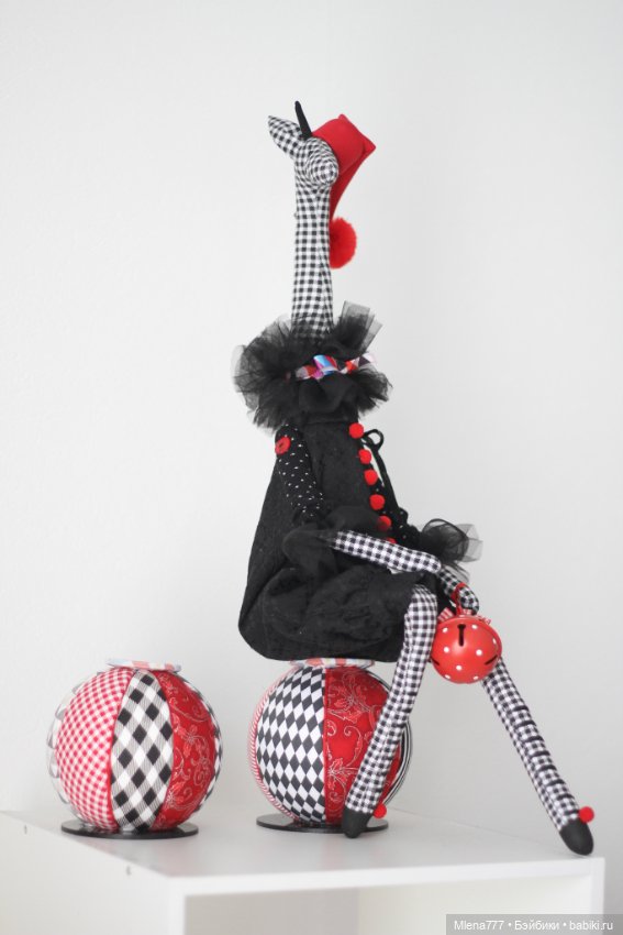 Жираф на шаре — Текстильные игрушки и примитивы: кофейные