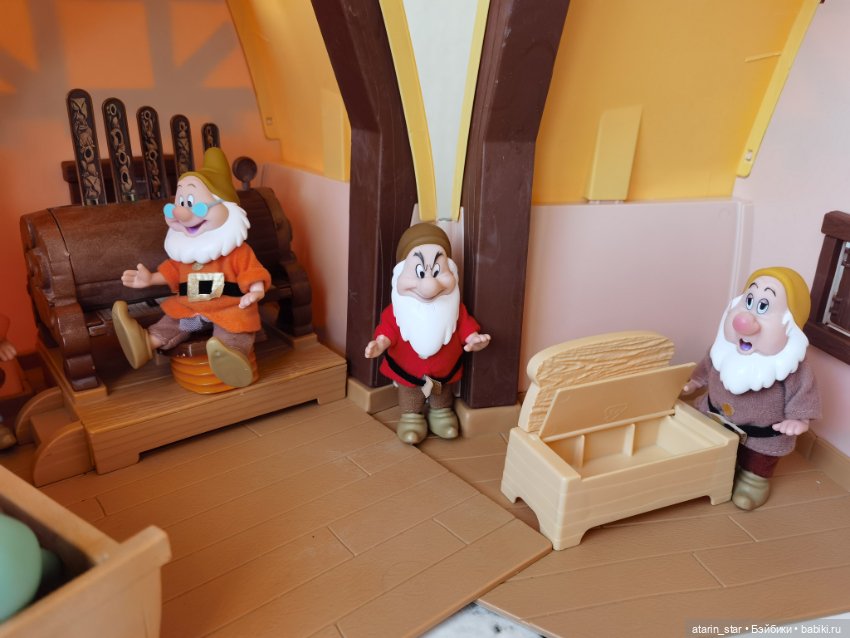 Большой дом Белоснежки и семи гномов (фото 6)