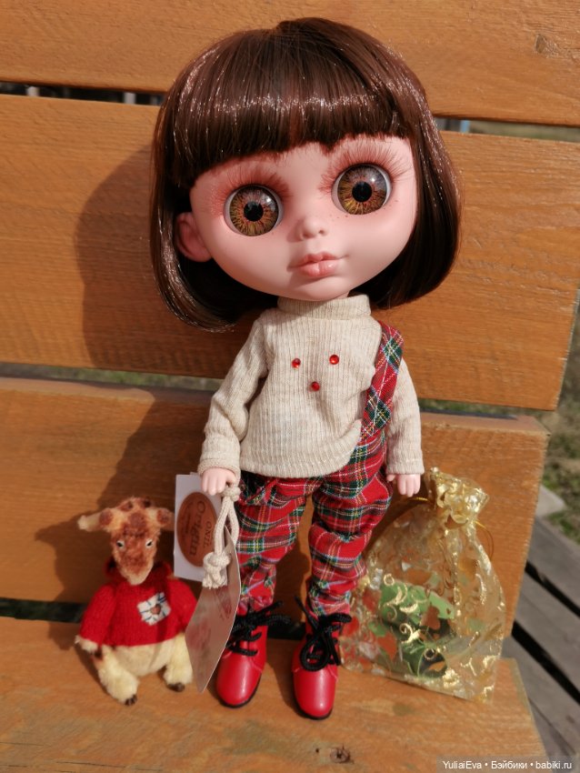 Нютик — Куклы Berjuan (Бержуан): Биггерсы (Biggers)