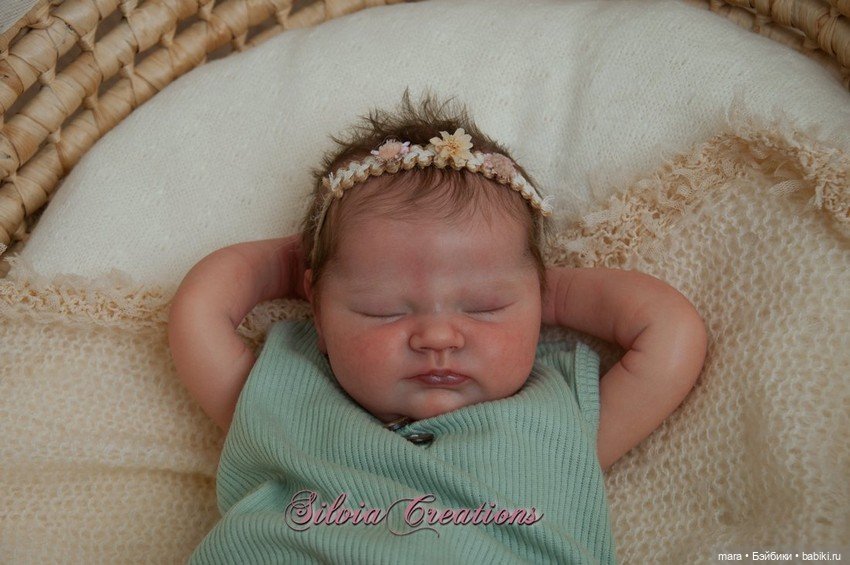 Quinlyn скульпторов Bonnie Brown и Adrie Stoete. автор прототипа Silvia Ezquerra (фото 2)