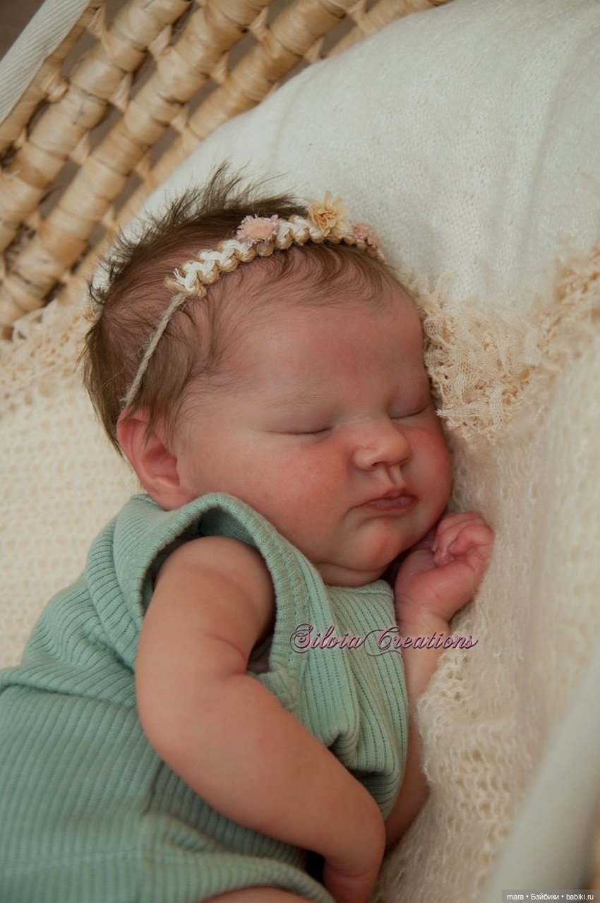 Quinlyn скульпторов Bonnie Brown и Adrie Stoete. автор прототипа Silvia Ezquerra (фото 3)