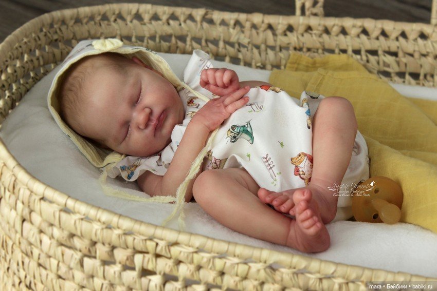 Quinlyn скульпторов Bonnie Brown и Adrie Stoete, автор прототипа Beatriz Clemente (фото 6)