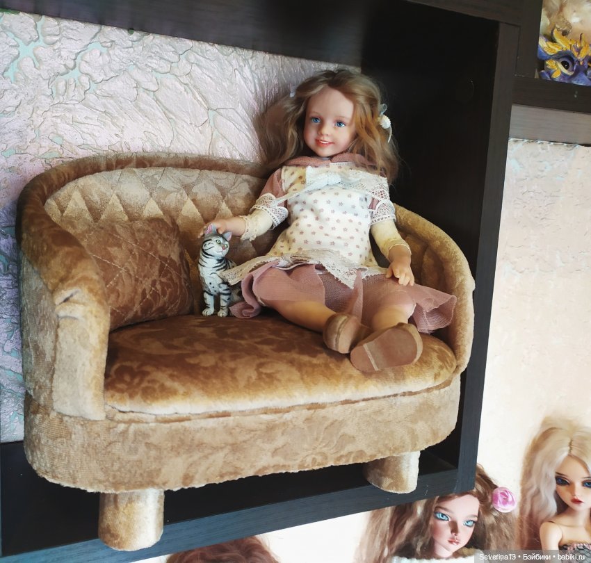 Мебель всякая важна, мебель каждому нужна