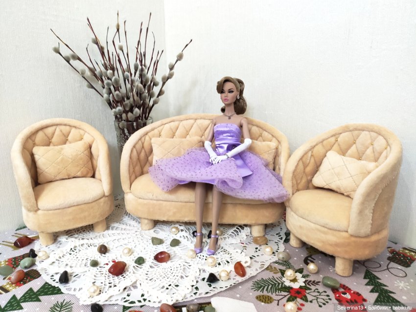 Мебель всякая важна, мебель каждому нужна