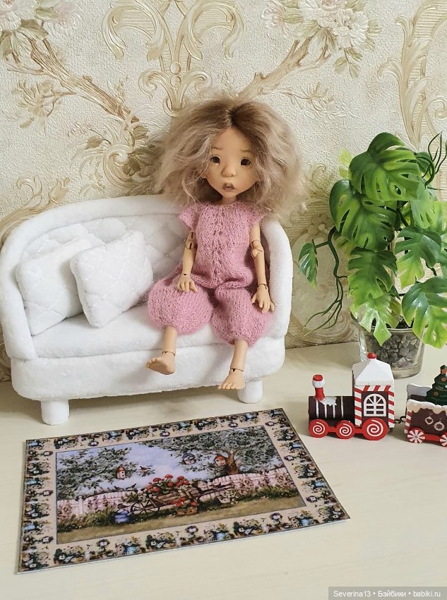 Мебель всякая важна, мебель каждому нужна