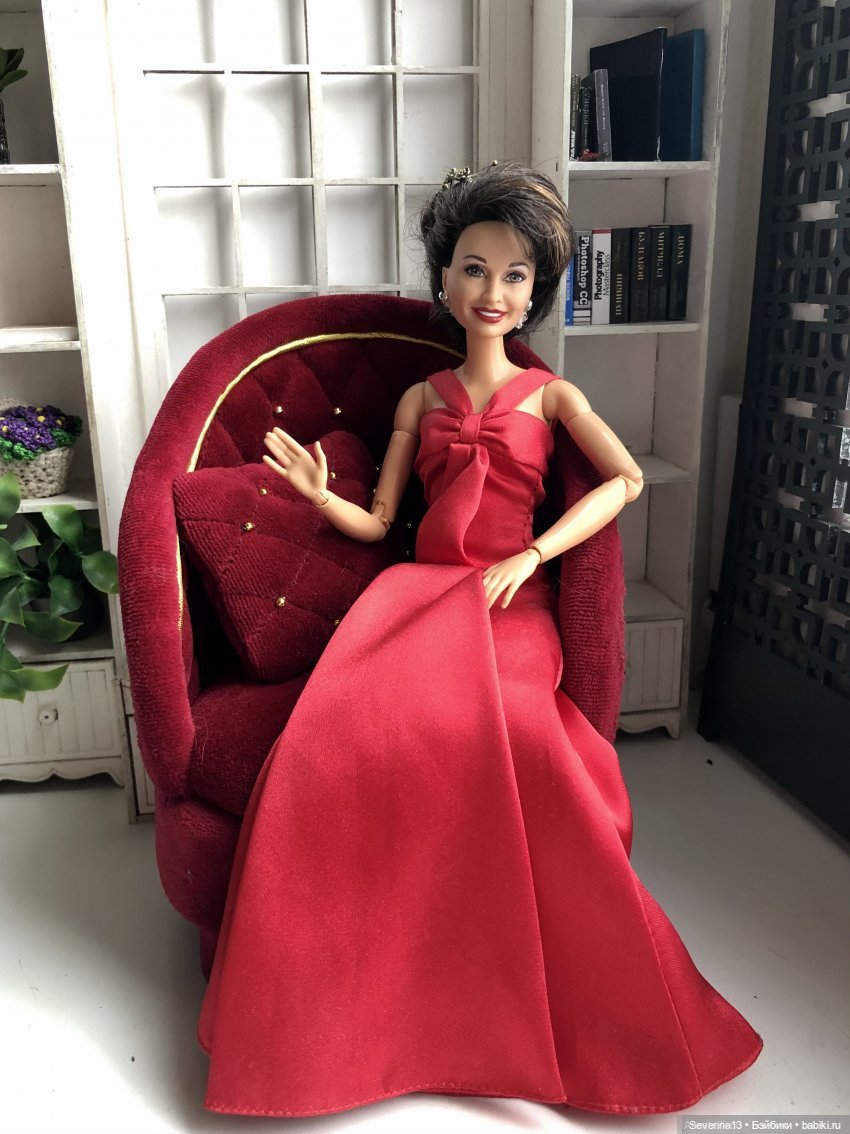 Мебель всякая важна, мебель каждому нужна