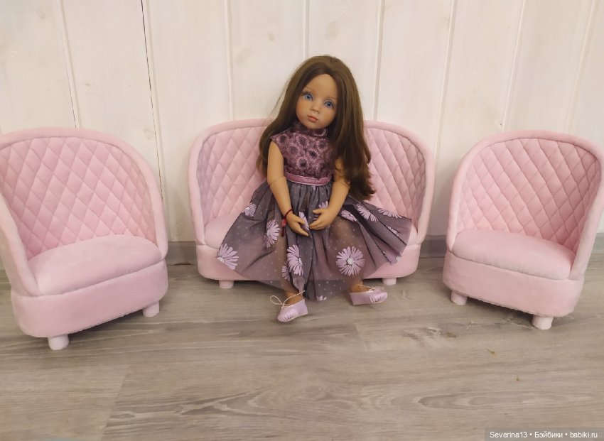 Мебель всякая важна, мебель каждому нужна