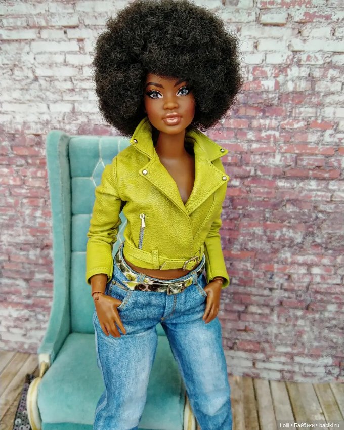 Три года я шью джинсы на кукол