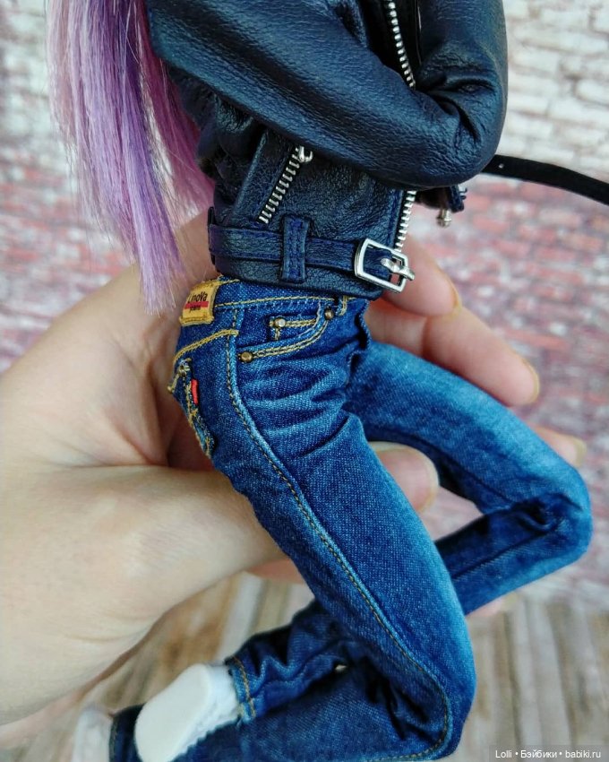 Три года я шью джинсы на кукол