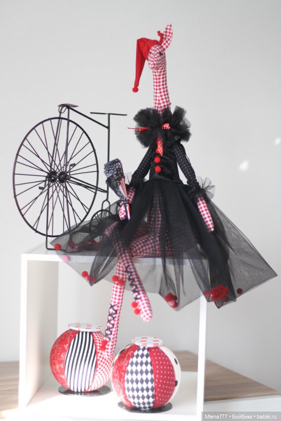 Чёрное белое красное … — Авторские текстильные куклы: Вальдорфские (фото 6)