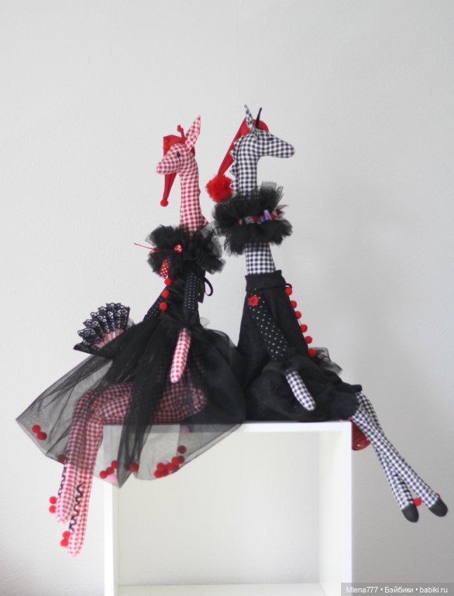 Чёрное белое красное … — Авторские текстильные куклы: Вальдорфские (фото 3)