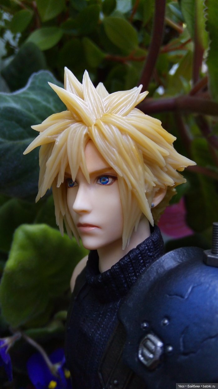 Фигурка Клауда Страйфа из Последней Фантазии (Finаl Fаntаsy) 7 - Play Arts Kai (Square Enix). 02