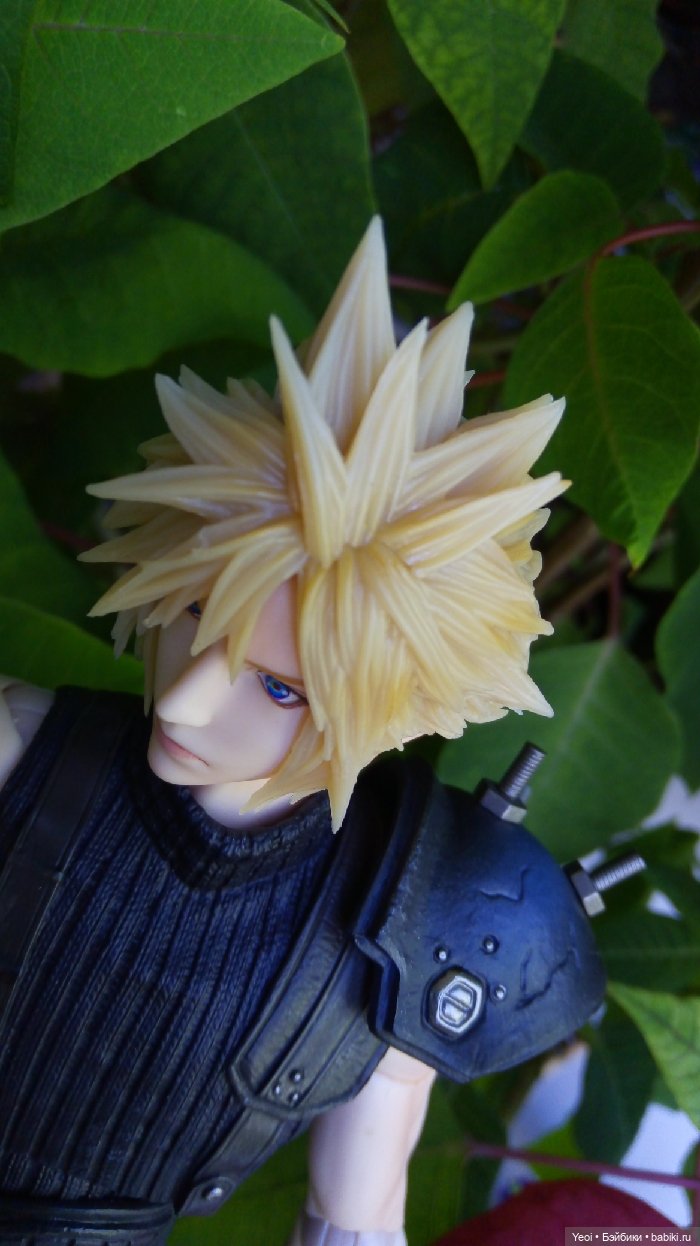 Фигурка Клауда Страйфа из Последней Фантазии (Finаl Fаntаsy) 7 - Play Arts Kai (Square Enix). 02