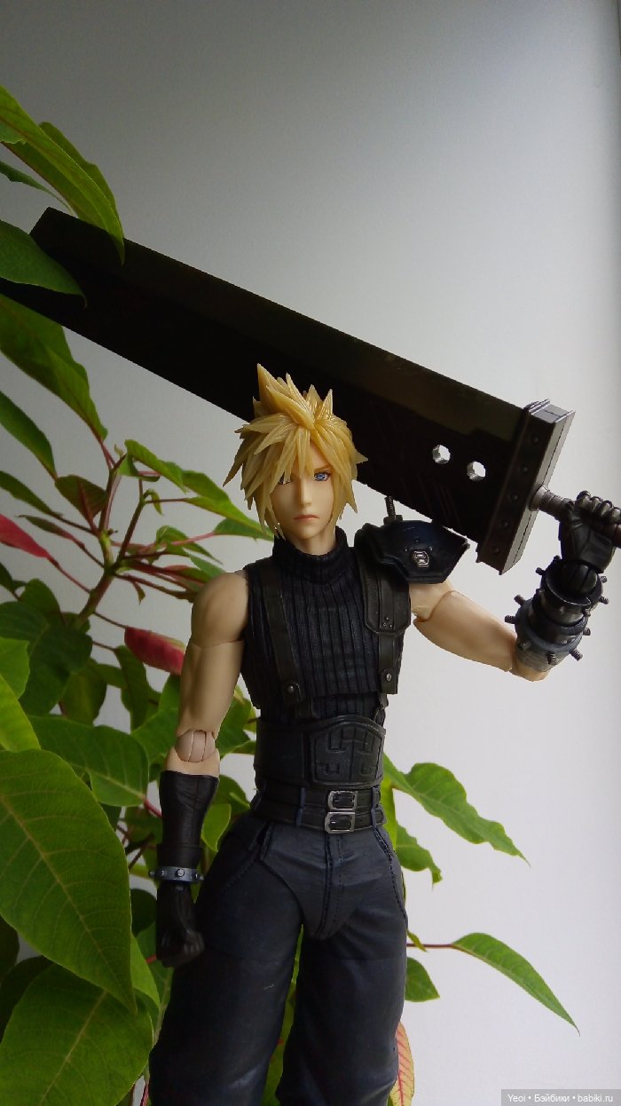 Фигурка Клауда Страйфа из Последней Фантазии (Finаl Fаntаsy) 7 - Play Arts Kai (Square Enix). 02