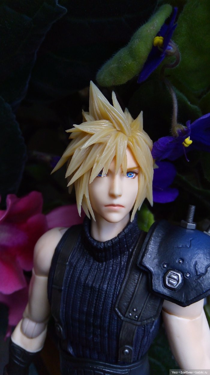 Фигурка Клауда Страйфа из Последней Фантазии (Finаl Fаntаsy) 7 - Play Arts Kai (Square Enix). 02