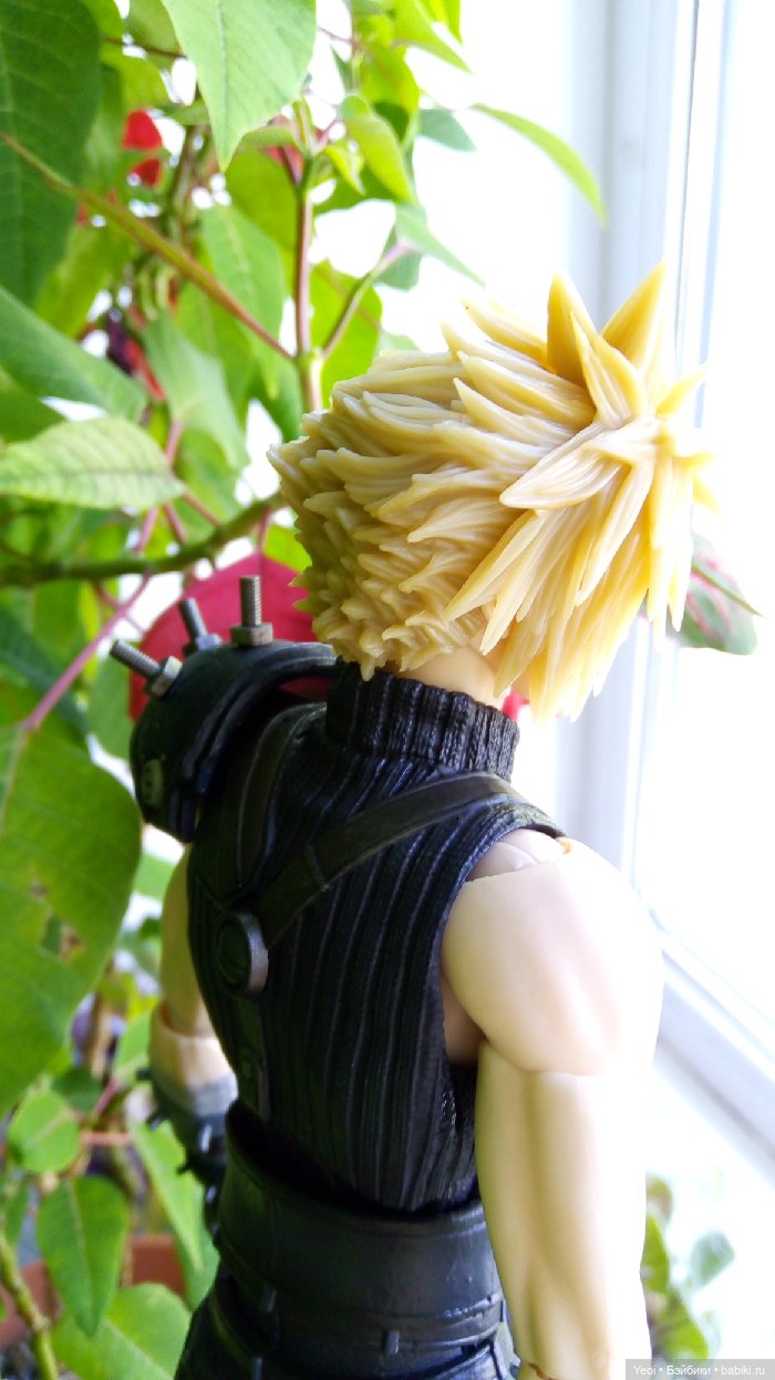 Фигурка Клауда Страйфа из Последней Фантазии (Finаl Fаntаsy) 7 - Play Arts Kai (Square Enix). 02