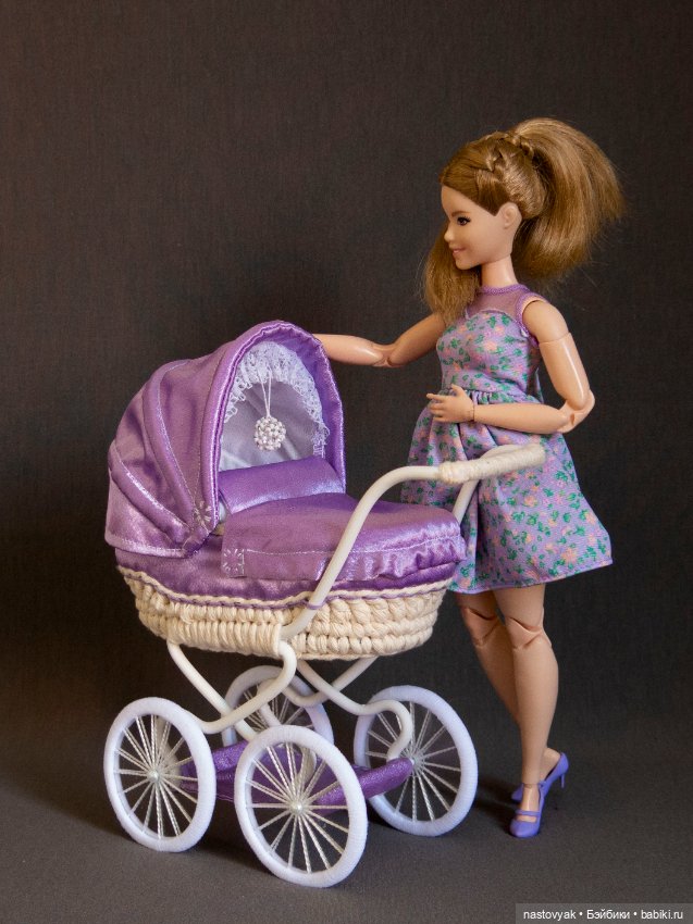 Как сделать коляску для кукол. DIY. How to make a stroller for dolls.