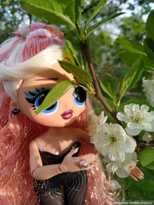 Лариса и её прогулка в парке Коломенское