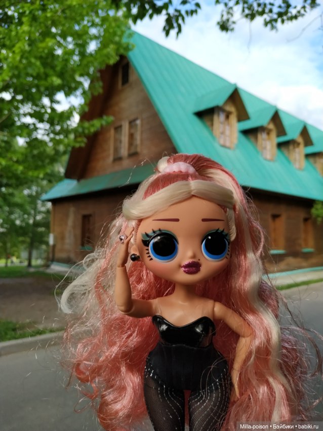 Лариса и её прогулка в парке Коломенское