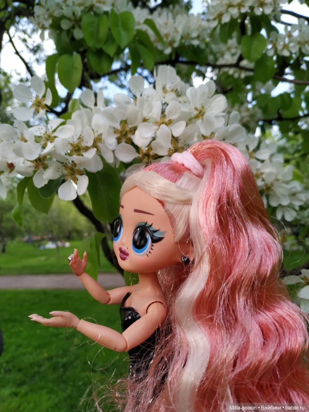 Лариса и её прогулка в парке Коломенское (фото 10)