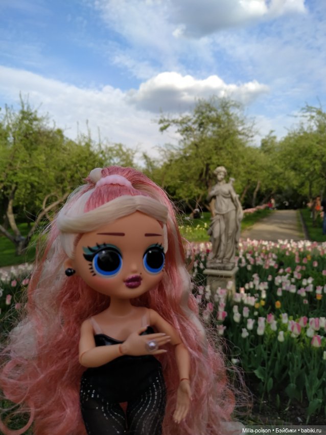 Лариса и её прогулка в парке Коломенское