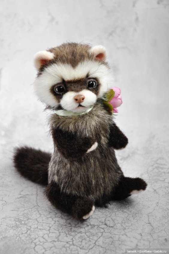 Весенний хорек тедди. Авторская игрушка ручной работы (фото 9)