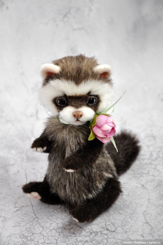 Весенний хорек тедди. Авторская игрушка ручной работы (фото 6)