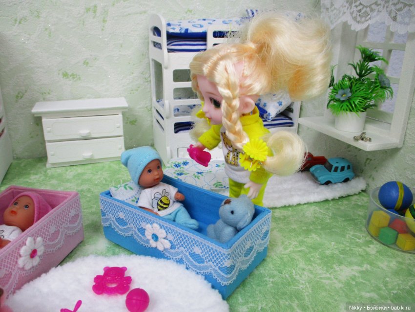 Куклы тоже играют в дочки-матери (фото 6)