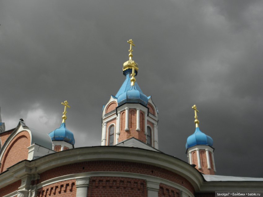 Коломна и Странная Компания в мае