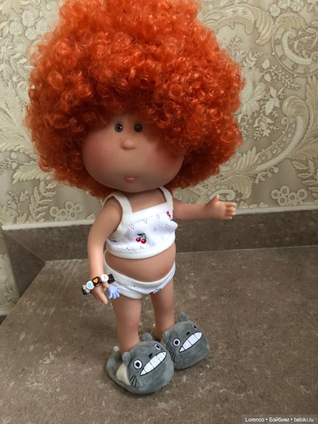 Булки 4,5 — Куклы Nines d'Onil (Нинес): Миа (Mia)