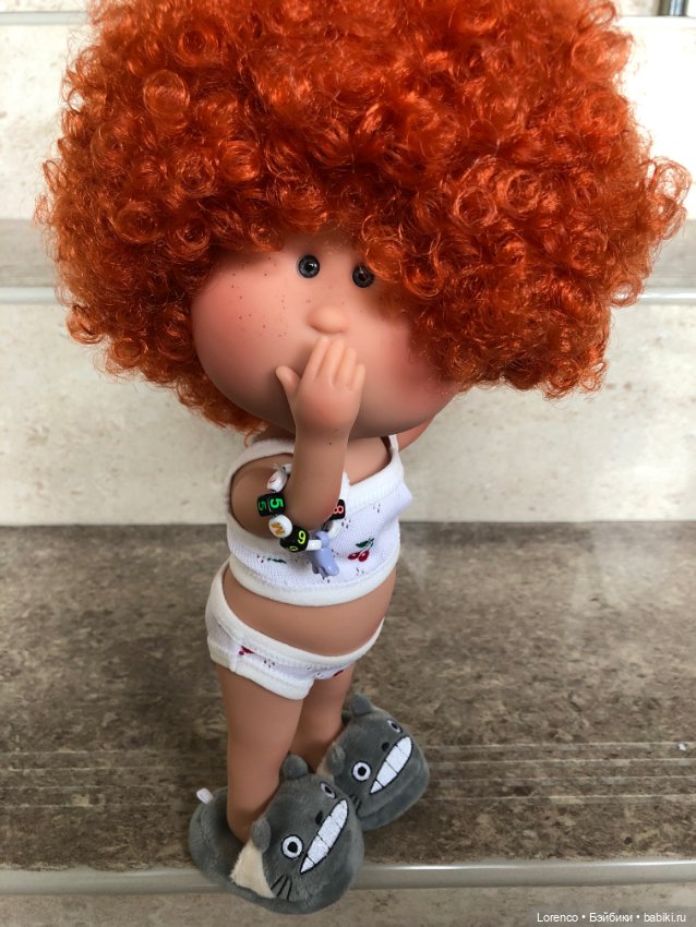 Булки 4,5 — Куклы Nines d'Onil (Нинес): Миа (Mia) (фото 3)