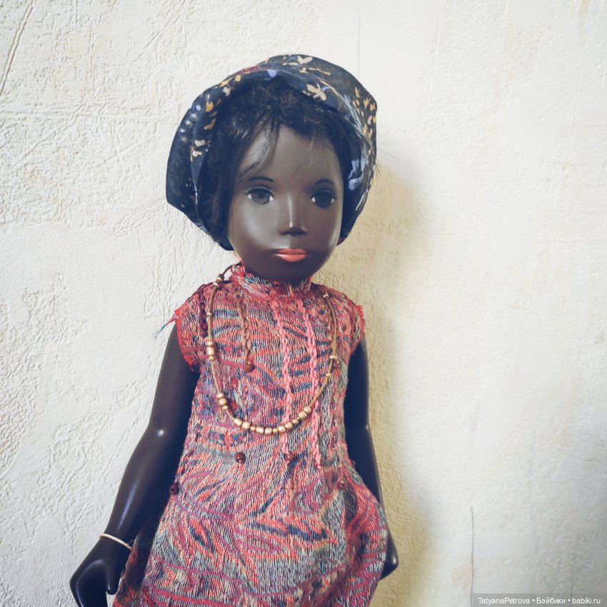 Кора или Калеб, покажем платье