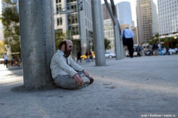Миниатюрные человечки от Исаака Кордала (Isaac Cordal) (фото 6)