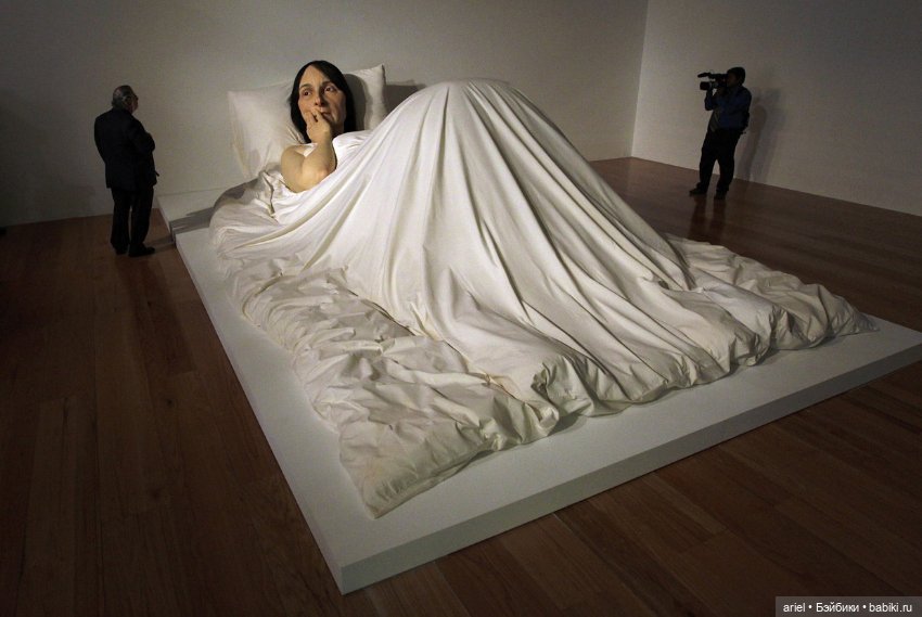 Гиперреалистичные скульптуры Рона Мьюека, поражающие своими размерами