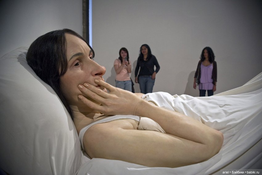 Гиперреалистичные скульптуры Рона Мьюека, поражающие своими размерами (фото 10)