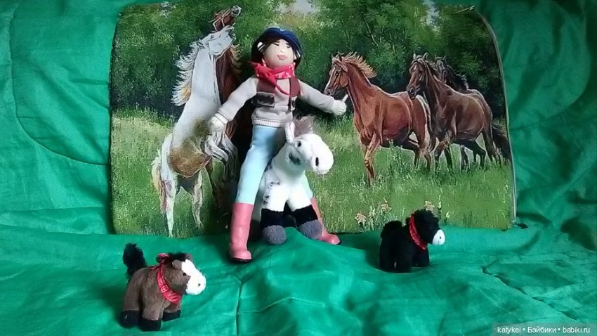 Верхом. День Конника — Авторские игрушки из разных материалов: синельная проволока (фото 4)