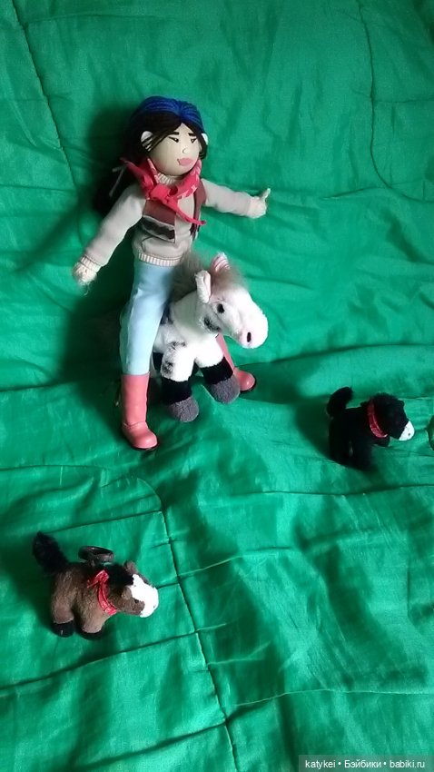 Верхом. День Конника — Авторские игрушки из разных материалов: синельная проволока (фото 7)