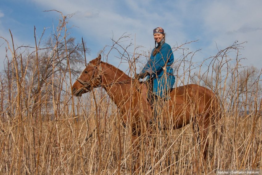 Верхом. День Конника — Авторские игрушки из разных материалов: синельная проволока