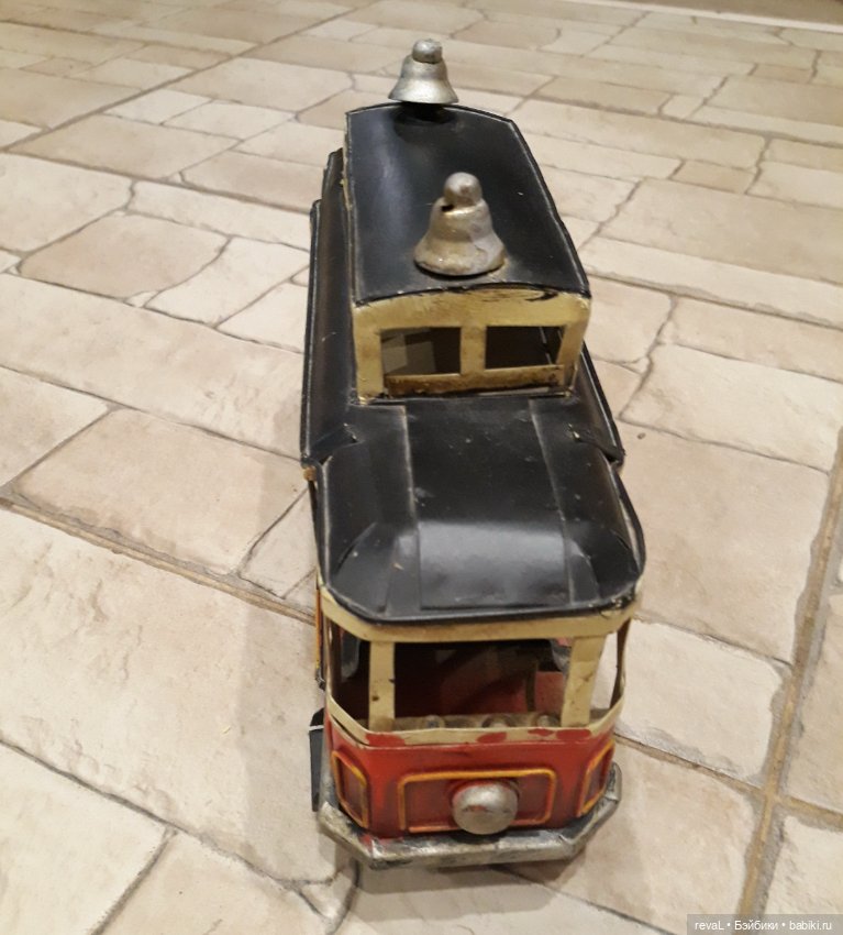 А не посидеть ли нам в гараже или про мои мальчишечьи игрушки