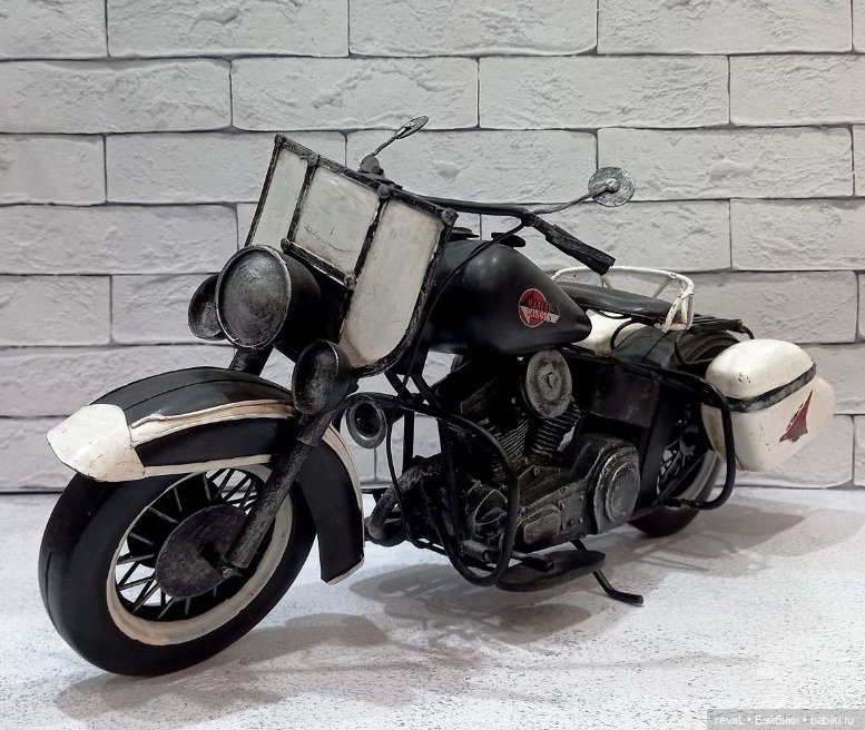 А не посидеть ли нам в гараже или про мои мальчишечьи игрушки