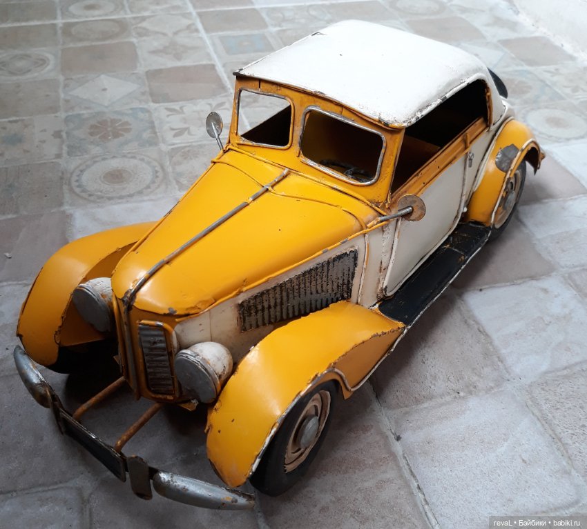 А не посидеть ли нам в гараже или про мои мальчишечьи игрушки