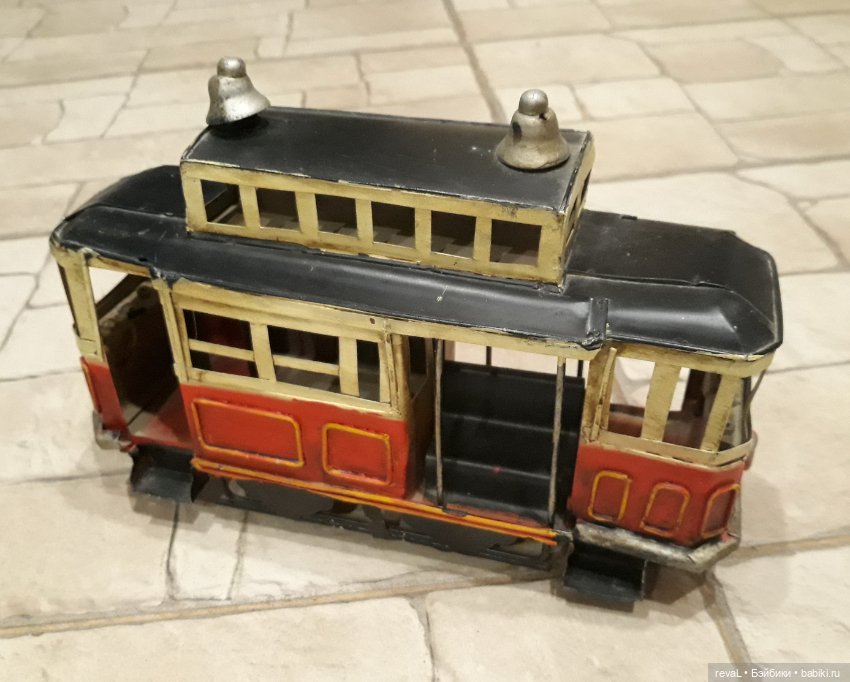 А не посидеть ли нам в гараже или про мои мальчишечьи игрушки