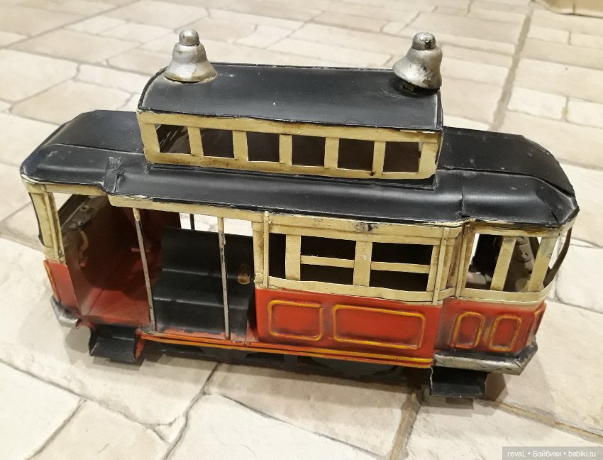 А не посидеть ли нам в гараже или про мои мальчишечьи игрушки