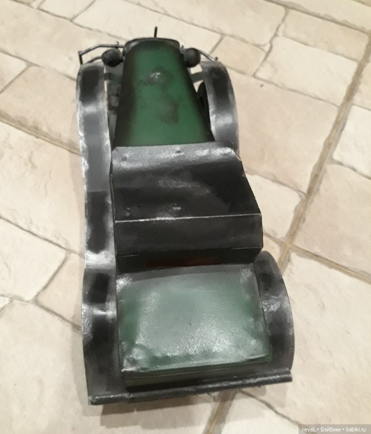 А не посидеть ли нам в гараже или про мои мальчишечьи игрушки